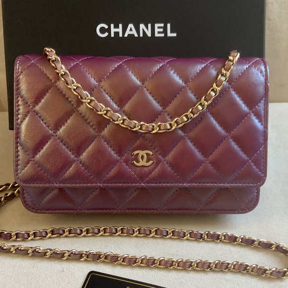 NEW🔥Chanel Iridescent WOC crossbody - Picture 2 of 13